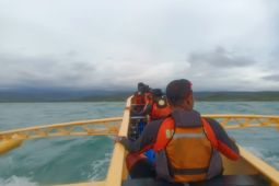 Basarnas cari dua nelayan Pesisir Barat yang hilang