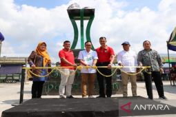 Pemkab Pamekasan gratiskan retribusi PKL