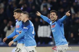 Gol Giovanni Simeone mengunci kemenangan 2-1 Napoli atas AS Roma