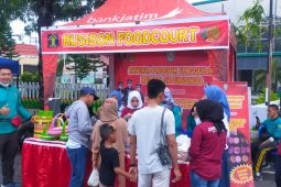 Rutan Situbondo pasarkan produk makanan olahan warga binaan di "CFD"