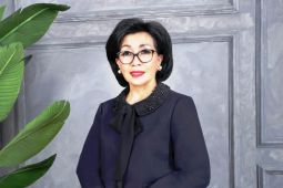 Triweka advokat yang terjun ke wisata halal