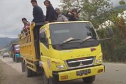 Ratusan warga mengamankan diri ke Nabire imbas kericuhan di Dogiyai