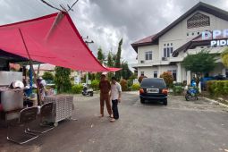 Dinsos Pidie buka dapur umum untuk korban banjir, logistik terpenuhi