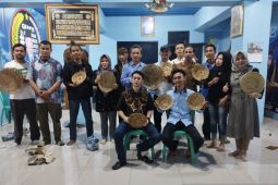 DPRD Banten apresiasi program ekonomi kreatif Sanggar Saung Lidi Pandeglang