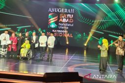 Khofifah: Seabad NU berperan bangun peradaban manusia