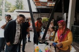 Komisi B minta Kafe di Surabaya sediakan lahan untuk pelaku UMKM
