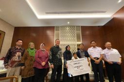 Ary Ginanjar hadiahi umroh petugas kebersihan Stasiun Tugu Jogja