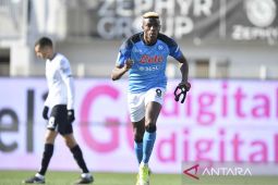 Tundukkan Spezia 3-0, Napoli kokohkan posisi di pucuk klasemen Liga Italia
