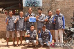 Lengkapi Sarana Ojek Pangkalan, PT Timah Serahkan Bantuan ke Komunitas Ojek Garuda Toboali