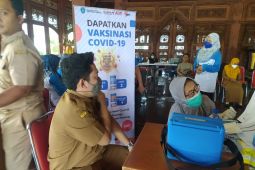Pemkab Ponorogo gelar vaksinasi penguat kedua untuk ASN