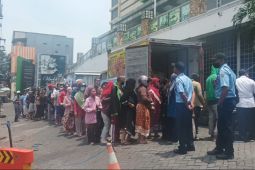 Mendag gandeng Bulog gelontor beras di tiap pasar tradisional