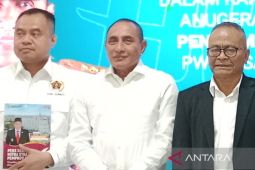 Gubernur Edy Rahmayadi berterima kasih atas penghargaan PWI Pusat