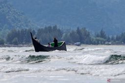 BMKG ingatkan potensi hujan lebat di Jabar dan sebagian wilayah Indonesia Sabtu