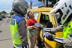 Polres Karawang tilang elektronik dalam Operasi Keselamatan Lodaya
