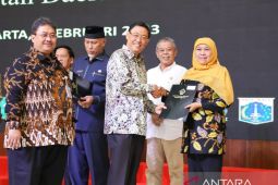 Gubernur Khofifah komitmen tingkatkan kualitas pelaporan keuangan daerah