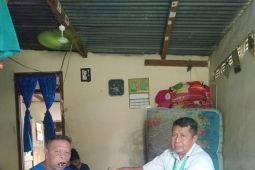 Ringankan Biaya Pengobatan Warga Bangka Barat, PT Timah Serahkan Bantuan untuk Suryandi