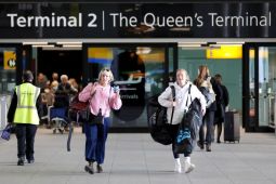 Bandara Heathrow lanjutkan beberapa penerbangan setelah listrik padam