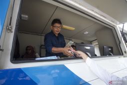 FOTO - Layanan Samsat Keliling Memudahkan Warga