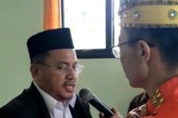 Viral, seorang penghulu fasih nikahkan warga asing pakai bahasa mandarin