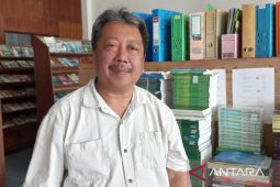Agus Sumule: Bidan desa ujung tombak menekan stunting di Papua Barat