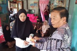 KJRI Kuching fasilitasi penyerahan gaji PMI wanita asal Kabupaten Sambas