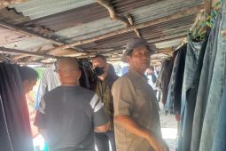 Babel sidak pedagang pakaian bekas dari Singapura