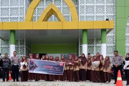 Honda ajak pelajar aman berkendara  tema " Bangga Menjadi Generasi #Cari_aman "