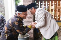 Pemilik Pesantren KHAS Kempek Cirebon doakan Ganjar jadi pemimpin masa depan