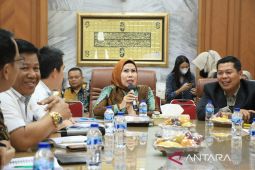 Bupati Tatu: Kementerian PUPR isyaratkan fasilitas parkir Pasar Baros diselesaikan Pemkab Serang