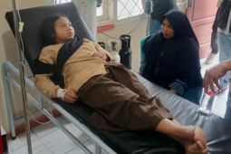 Dinkes Garut tangani puluhan siswa diduga keracunan jajanan