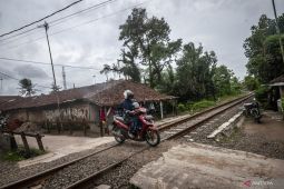 Cegah kecelakaan, 22 perlintasan kereta tanpa palang pintu ditutup