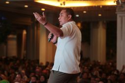 Wali Kota Eri buat WA grup tampung curhatan Ketua RT/RW/LPMK se-Surabaya