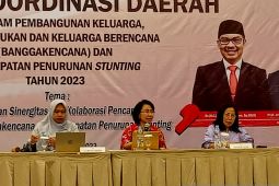 Siswa di Ambon  diwajibkan minum tablet tambah darah cegah stunting