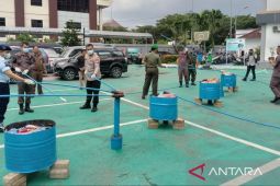 Kejaksaan Bekasi musnahkan barang bukti rampasan hasil tindak pidana