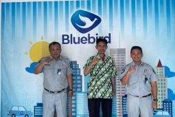 Konsisten Giat CRM, Petugas Jasa Raharja Cabang Banten Kunjungi PT Blue Bird