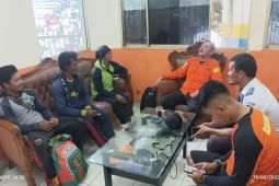 Tiga nelayan Pandeglang terdampar di Pulau Sangiang akibat diterjang badai