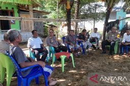 Kapolres imbau warga pesisir bersatu jaga keamanan