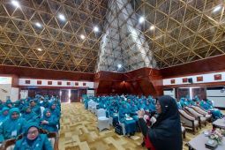 Apa yang perlu dilakukan cegah hal negatif untuk anak?