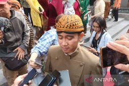Gibran: Warga terdampak banjir dievakuasi ke tempat layak