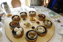 Teknik menyusui yang tepat sampai kantin halal di Hong Kong, kemarin