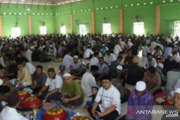Warga Pangkalpinang gelar "nganggung" peringati Isra Mi'raj