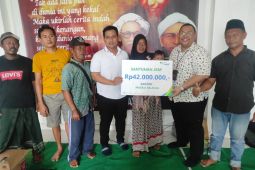 BPJamsostek Karimunjawa serahkan santunan kematian untuk ahli waris di Surabaya