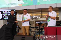 Kerja bakti massal di Kabupaten Tangerang pecahkan rekor MURI