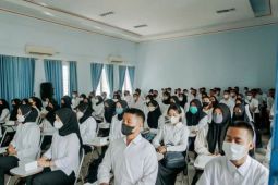 Ratusan warga usia produktif di Karawang ikuti pelatihan kerja berbasis kompetensi