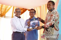 Ketua DPRD Bogor minta petugas Disdukcapil beri layanan terbaik pada Gebyar Adminduk