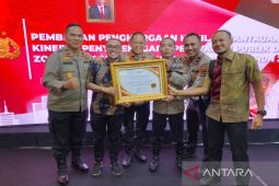 Polresta Banjarmasin pertahankan pelayanan prima hingga diganjar penghargaan Kemenpan-RB