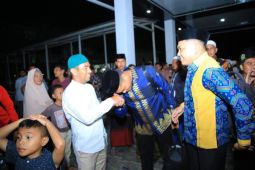 Wabup lepas 20 pemenang MTQ & FSQ Labura 2022 berangkat umroh