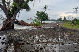 PUPR Papua Barat tangani abrasi di ruas jalan Pantai Maruni