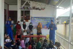 Polairud Polda Maluku sosialisasi penanganan stunting di Seram Bagian Timur