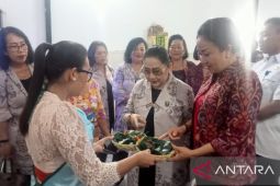 BKOW Bali motivasi TP PKK Bangli dan GOW Bangli